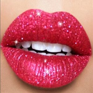 💋EVPCT Matte to Glitter Liquid Lipstick💋